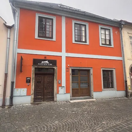 Daire Pod Vezi Jindřichŭv Hradec